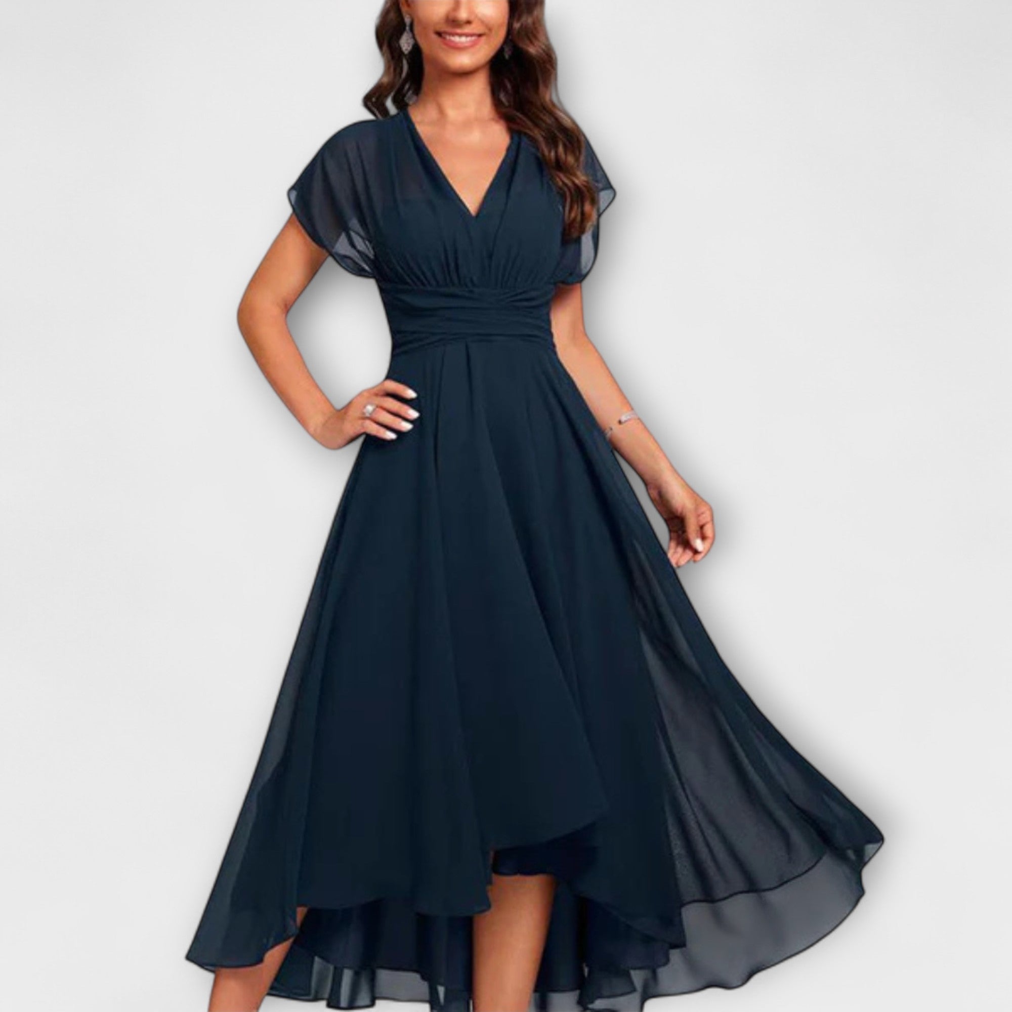 Rive™ | Robe de soirée fluide avec décolleté en V