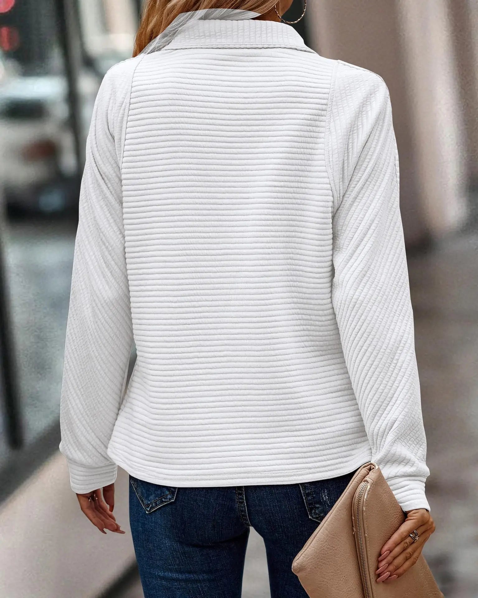 Rive™ | Pull élégant à col en V