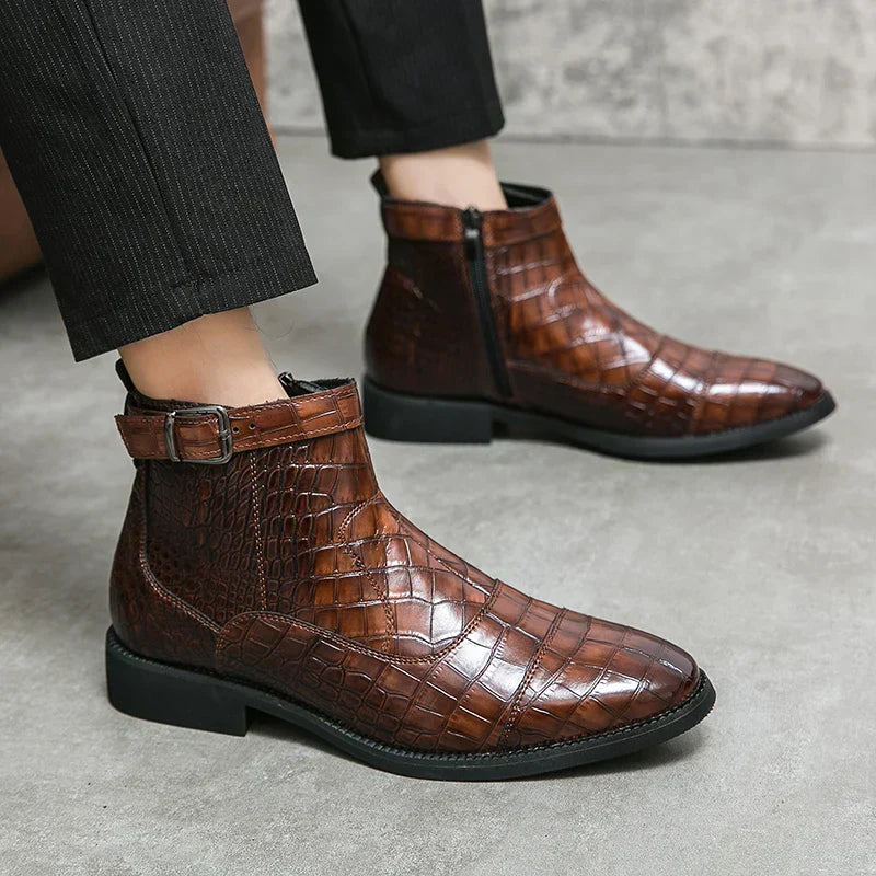 Rive™ | Bottines à boucle en cuir synthétique